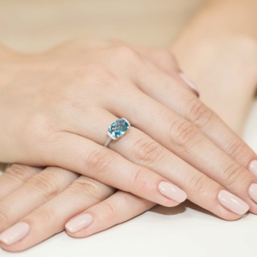 Inel Aur 9K cu Topaz Swiss 1.70 ct si Diamante Naturale 0.04 ct - Img 8