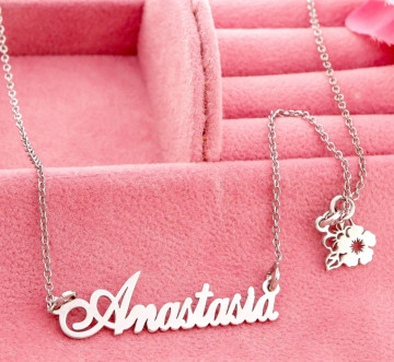 Colier din argint personalizat cu nume la comanda si charm floricica - Img 3
