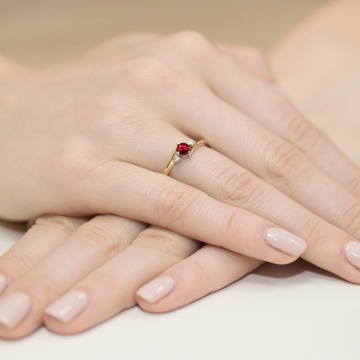 Inel Aur 14K cu Rubin 0.30 ct si Diamante Naturale 0.03 ct - Img 4