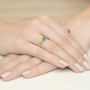 Inel Aur 9K cu Topaz London Blue 0.50 ct si Diamante Naturale 0.01 ct - Img 4