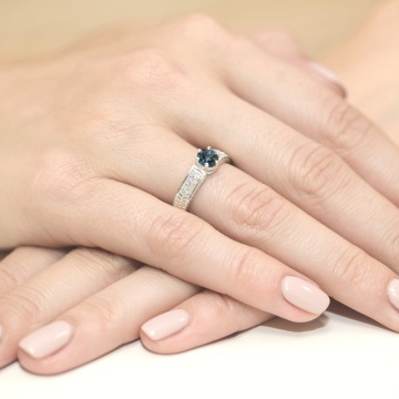 Inel Aur 9K cu Topaz London Blue 0.50 ct si Diamante Naturale 0.08 ct - Img 8