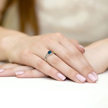 Inel Aur 14K cu Topaz London Blue 0.50 ct si Diamante Naturale 0.05 ct - Img 12