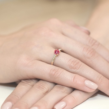 Inel Aur 14K cu Topaz Roz 0.60 ct si Diamante Naturale 0.05 ct - Img 4