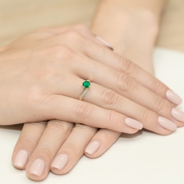 Inel Aur 9K cu Smarald 0.50 ct si Diamante Naturale 0.05 ct - Img 4