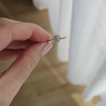 Inel de Logodnă Floare Aur 8K Zirconiu - Eleganță Florală - Img 4