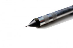 Tire pressure gauge with tire pyrometer