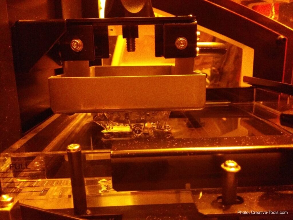 Despre viitorul stereolitografiei pe bază de răşină în imprimarea 3D