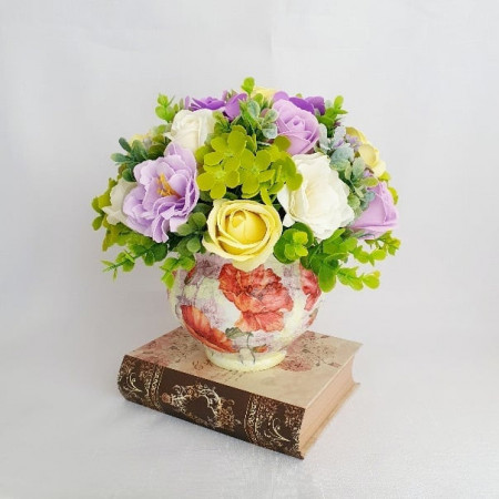 Aranjament floral cu flori de sapun- "Pastel" (cod 1492)