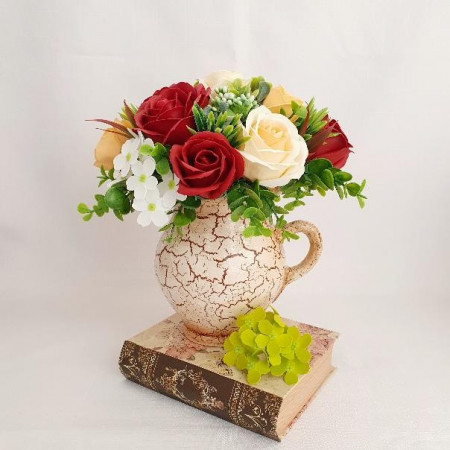 Flori de sapun intr-o cana ceramica (cod 1526)
