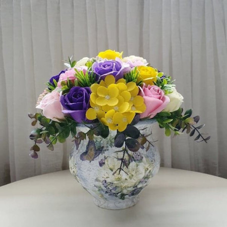 Aranjament flori de sapun - "White corner flowers" (cod 1222)