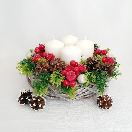 Aranjament de Advent - coronita cu merisoare rosii (cod 1527)