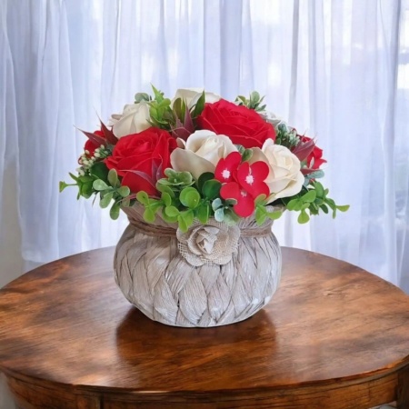 Cos rustic cu flori de sapun (cod 2221)