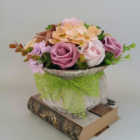 Aranjament flori de sapun- cos rustic (cod 1156)