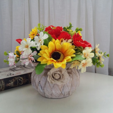 Aranjament floral din maci si floarea soarelui- cos rustic (cod 1173)