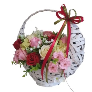 Poza 11 Aranjament de 8 Martie cu flori de sapun (cod 2220)