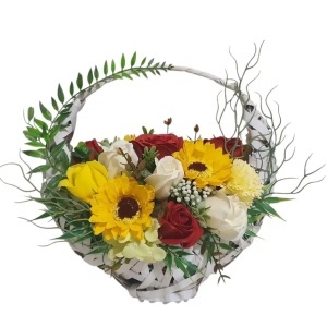 Aranjament de 8 Martie cu flori de sapun (cod 2370)poza141