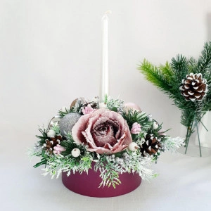 Aranjament de Craciun - cutie rotunda burgundy (cod 1559)