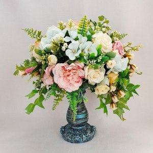 Aranjament floral din trandafiri cod 17004