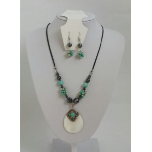 Set din turcoaz, hematit, regalit, pandantiv sidef si snur piele - Img 1