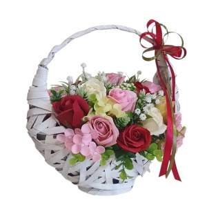 Poza 13 Aranjament de 8 Martie cu flori de sapun (cod 2220)