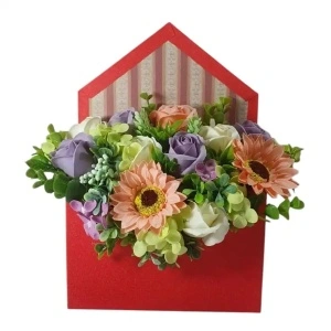 Aranjament floral-cutie plic (cod 2233)poza 6