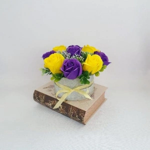 Aranjament floral din flori de sapun (cod 1464) 8003