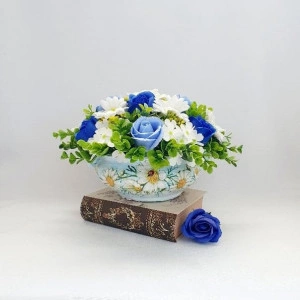 Aranjament din flori de sapun "Blue and White" (cod 1461) 7501