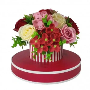 Aranjament floral din flori de sapun-grena (cod 2052)