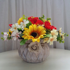 Aranjament floral din maci si floarea soarelui- cos rustic (cod 1173) 4