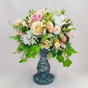 Aranjament floral din trandafiri cod 17006