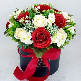 Aranjament "Valentine's day"-cutie mare cilindrica (cod 1819)25