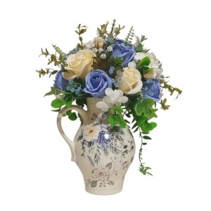 Aranjament  cu flori de sapun in cana ceramica (cod 2369)poza332
