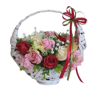 Poza 14 Aranjament de 8 Martie cu flori de sapun (cod 2220)