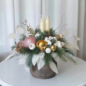 Aranjament de Craciun-ghiveci ciment rustic(cod 2394 )