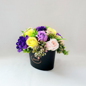 poza aranjament floral-cutie ovala 15814
