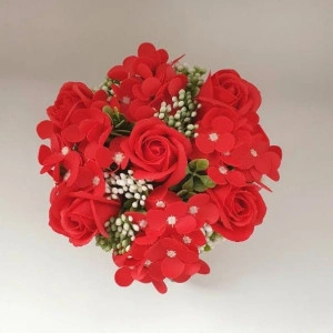 Aranjament floral din trandafiri si hortensii de sapun  -cutie rotunda (cod1335) 2