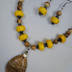 pietre semipretioase de howlite abacus galben si jasper 1