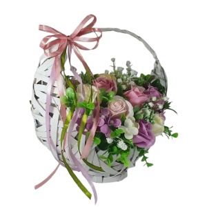 Aranjament de 8 Martie cu flori de sapun (cod 2210)poza173