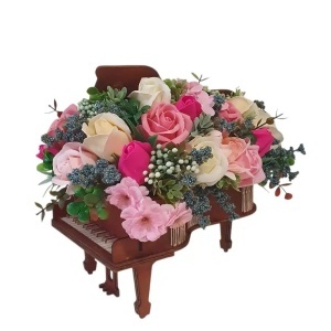 Aranjament floral -cutie pian (cod 2362)poza44