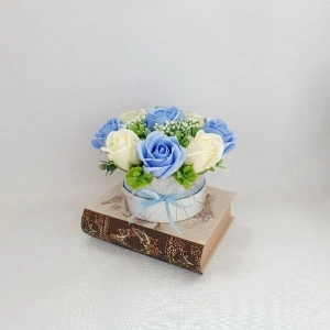 Aranjament floral din flori de sapun (cod 1463) 5002