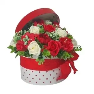 Aranjament din flori de sapun -cutie rotunda (cod 2280)poza15