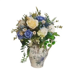 Aranjament  cu flori de sapun in cana ceramica (cod 2369)poza331