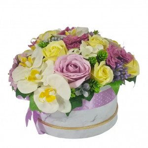 Aranjament floral cu trandafiri si orhidee (cod 1658)poza4