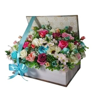 Poza 3 Aranjament floral "Magia Rozelor"-cutie carte (cod 2188)2
