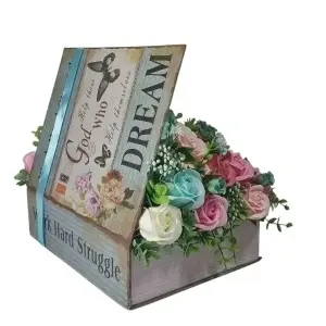 Aranjament floral "Magia Rozelor"-cutie carte (cod 2285)poza15