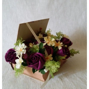 Aranjament flori artificiale-cutie tip carte (cod 1035)