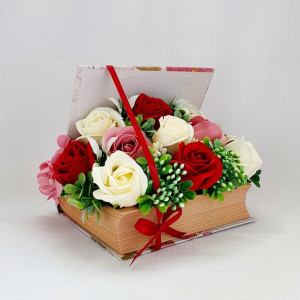 Cutie carte cu flori de sapun 16902