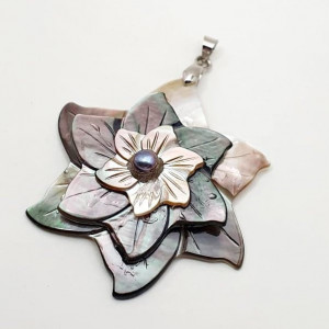 Pandantiv sidef, floare, 47*49 mm 3