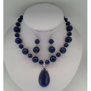 Set din margele de lapis lazuli si pandantiv lapis lazuli