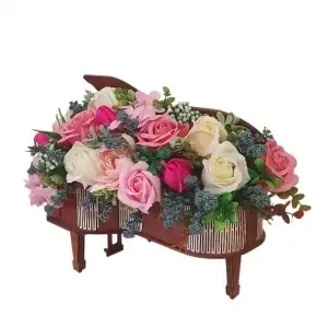 Aranjament floral -cutie pian (cod 2362)poza42